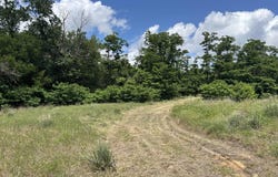 E 56th Ave, Hutchinson, KS 67502