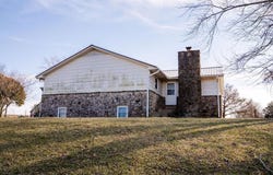 20081 Spring Hill Road, Parsons, KS 67357