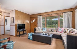 911 Dragon Shores Drive, Coldwater, MI 49036