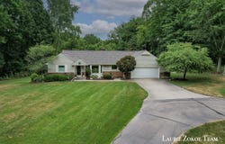 13130 14th Avenue NW, Marne, MI 49435