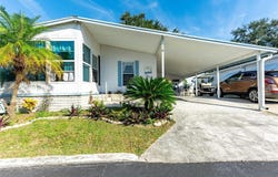 37827 MISSION HILLS AVENUE, ZEPHYRHILLS, FL 33541