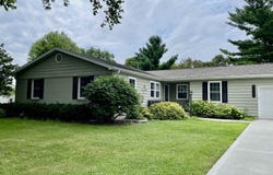 2315 Navajo Court, Janesville, WI 53545