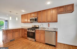 732 CRESCENT Drive, GLENOLDEN, PA 19036
