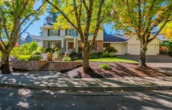 13750 SW HITEON Dr, Beaverton, OR 97008