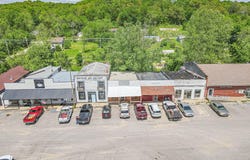 13075 U.S. 54, Mack's Creek, MO 65786