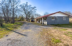 2227 Cave Hollow Rd, DALTON, GA 30721