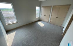 3500 S Heather Ave, Sioux Falls, SD 57106