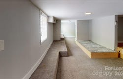 428 Hawthorne Lane, Charlotte, NC 28204