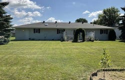 1504  6th Ave SE, Rugby, ND 58368