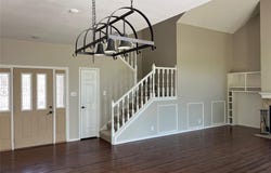 207 Cimarron Trail, Irving, TX 75063