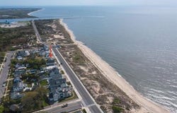 711 Beach Dr, North Cape May, NJ 08204