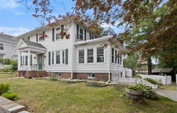 175 Summer Street, Auburn, ME 04210