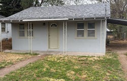 209 East 1st, Oshkosh, NE 69154