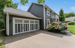 85 Castle Ridge Court, Chanhassen, MN 55317