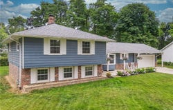 950 W Mill Drive, Highland Heights, OH 44143