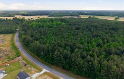 Roosevelt Spain Road, Greenville, NC 27834