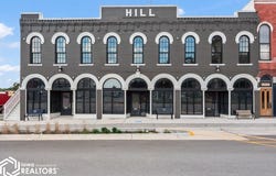 112 113 144 S Madison Street, Bloomfield, IA 52537