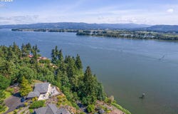River Cliffs Dr, StHelens, OR 97051