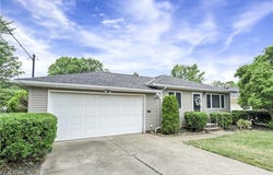 3990 River Lane, Rocky River, OH 44116
