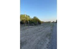 211 County Road 229 Circle, Three Rivers, TX 78071