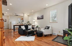 121 W CONFEDERATE STREET, NEW MARKET, VA 22844
