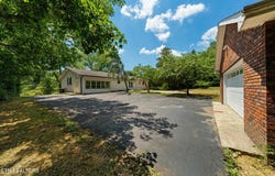8534 Heiskell Rd, Powell, TN 37849