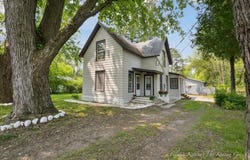 304 S Muenscher Street, Howard City, MI 49329