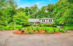 83 Sherwood Road, Cortlandt Manor, NY 10567