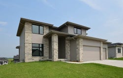 21150 Hartman Avenue, Elkhorn, NE 68022