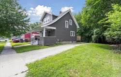 1614 Wisconsin Avenue, Beloit, WI 53511-4528