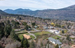 Hood River, OR 97031