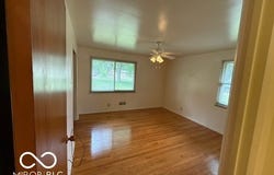5511 Broadmoor Plaza, Indianapolis, IN 46228