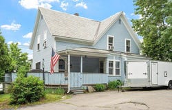 9 Pleasant St, Lunenburg, MA 01462