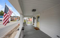 122 W 5th Street, Washington, NC 27889