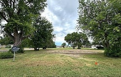 614 Walnut St., Springfield, SD 57062