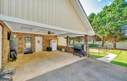 1808 Ross, Perry, GA 31069