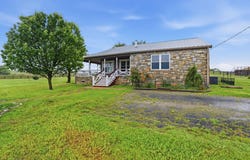 1000 County Road 458, Coupland, TX 78615