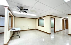 605 Cedar ST, Perry, KS 66073