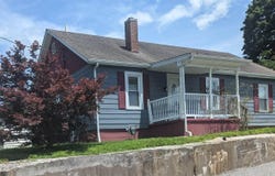 258 N Dutton Drive, Elizabethtown, IL 62931