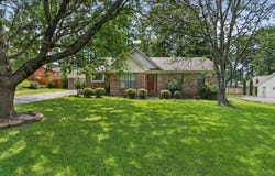 17 Katherine St, LAUREL, MS 39440