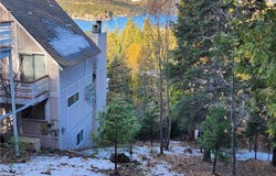 104 Fremont Road, Lake Arrowhead, CA 92352