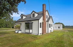 1203 E Centre Avenue, Portage, MI 49002