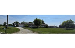 1702 Pella Avenue, Oskaloosa, IA 52577
