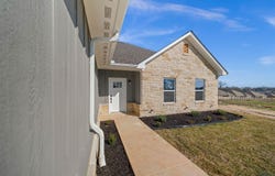 203 Toro Dr, Winona, TX 75792