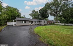 734 EAYRESTOWN ROAD, LUMBERTON, NJ 08048