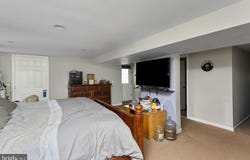 25 TOBY LANE, HAMILTON, NJ 08620