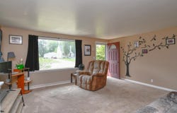 224 LINCOLN Street, PULASKI, WI 54162