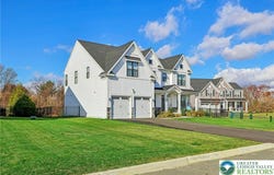 20 Emily Court, Williams Twp, PA 18042