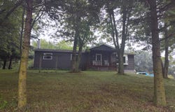 1130 Squawfield Road, Hillsdale, MI 49242
