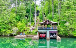 513 Georgia Lane, Lakemont, GA 30552